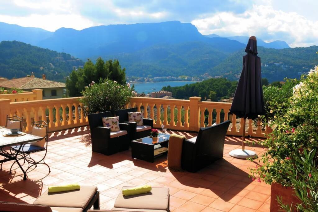 En El Con Gran Terraza Privada Y Vistas Al Mar. Piscina Comunitaria. Localizado En Un Zona Tranquila Y Muy Soleada. Wifi Gratis Disponible. Parking. Appartement *